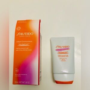 Shiseido Fresh-Moisture Sunscreen SPF 42 in Orange